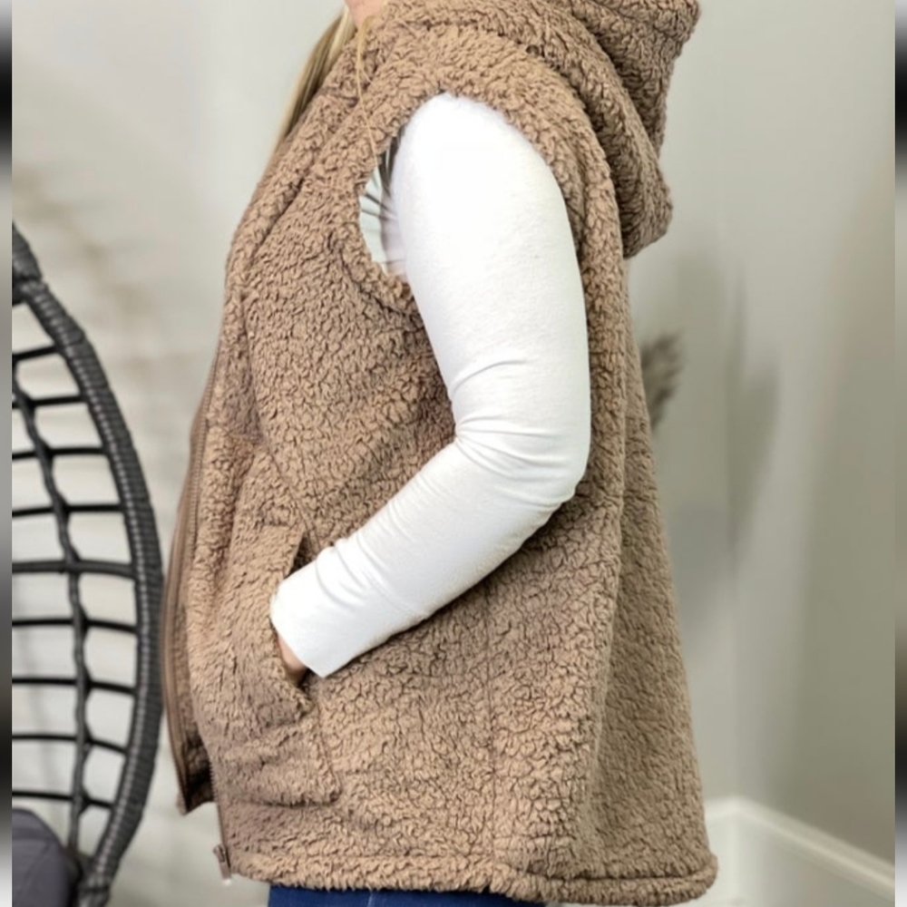 Zenana Mocha Sherpa Hooded Vest - Picture 2 of 3